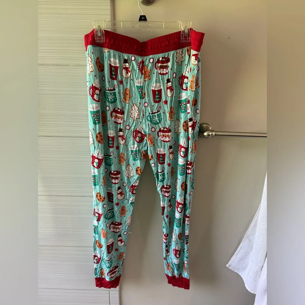 Little Sleepies women’s Christmas pajama set XL peppermint mocha - Picture 6 of 7